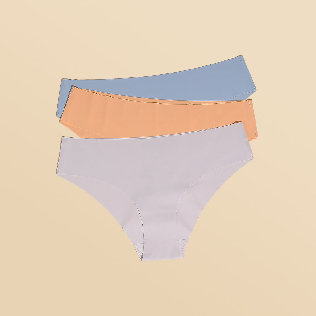http://www.sharicca.com/cdn/shop/products/3-pack-sharicca-womens-seamless-fluorescence-bikini-panties-low-rise-underwear-0908-1bog-1.jpg?v=1632811858
